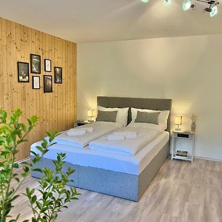 An Wanderwegen Gelegen Mit Terrasse Und Boxspringbett Daire Sasbachwalden Dış mekan fotoğraf